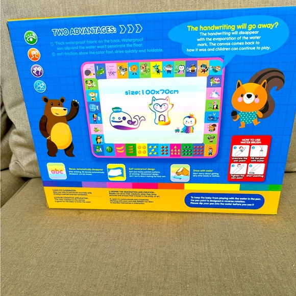 Toyk Doodle Pink Mat with stencils and Pens - Picture 2 of 3